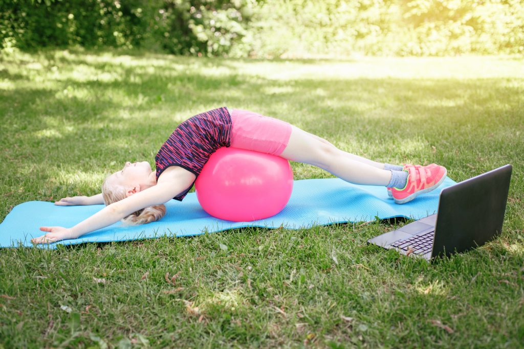 girl-ot-outdoor-session